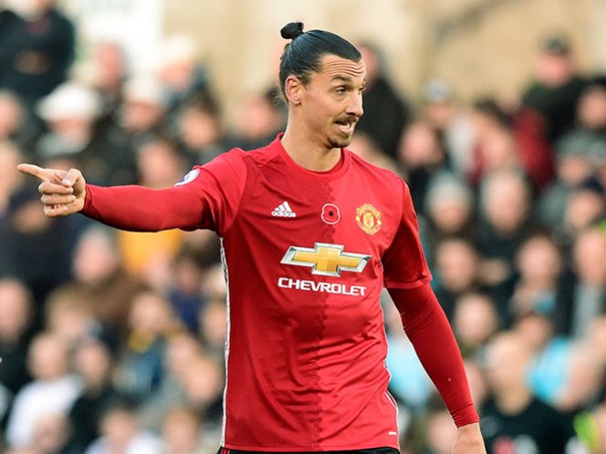 Zlatan Ibrahimovic quisiera cambiar la Torre Eiffel por una de él (Reuters) Zlatan Ibrahimovic quisiera cambiar la Torre Eiffel por una de él (Reuters)